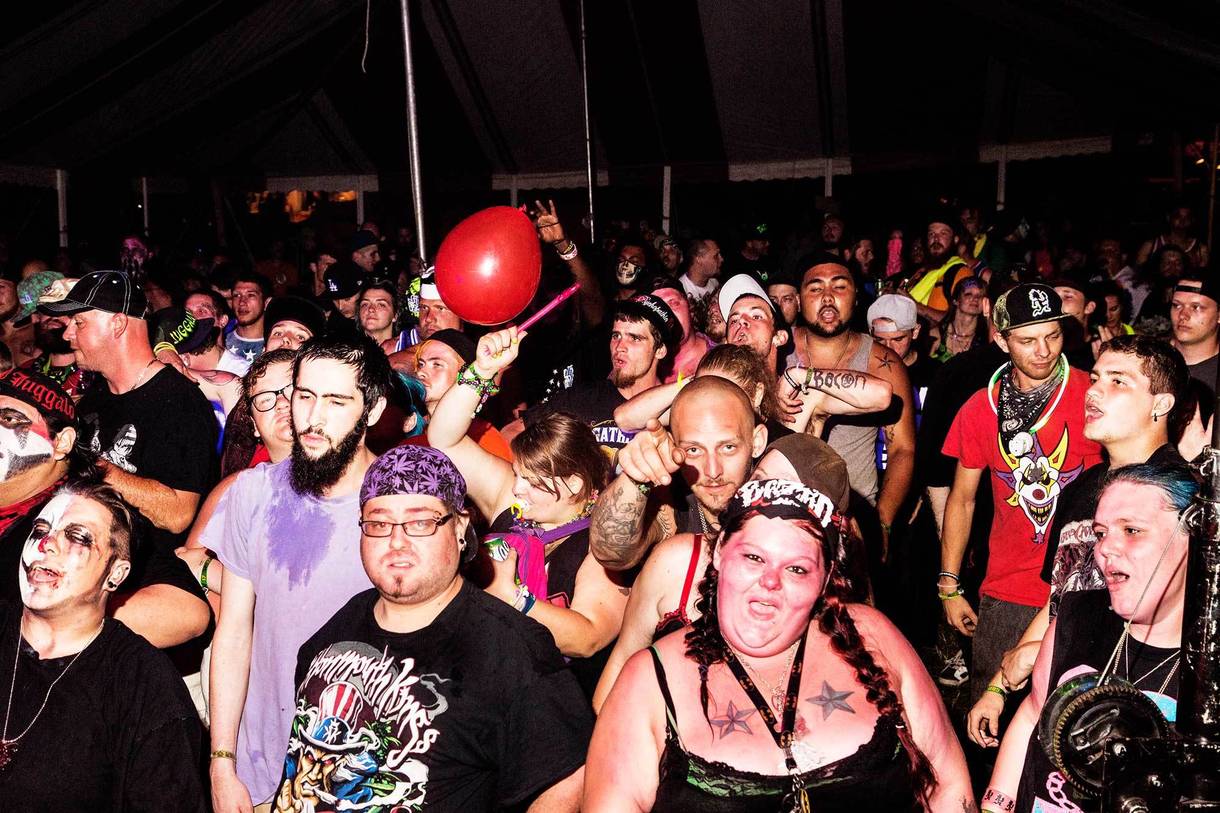 clownslittlepeopleandgwarphotosfromthe17thgatheringofthe